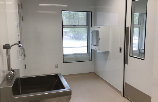 IV Solutions Chemo Cleanrooms (4)