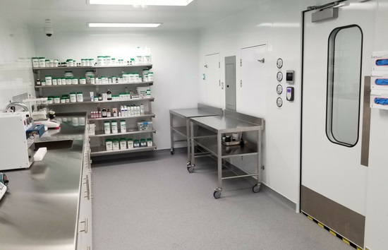 usp 800 cleanroom pharmacy