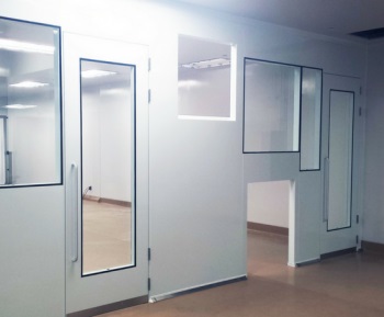 pharmaceutical cleanroom windows